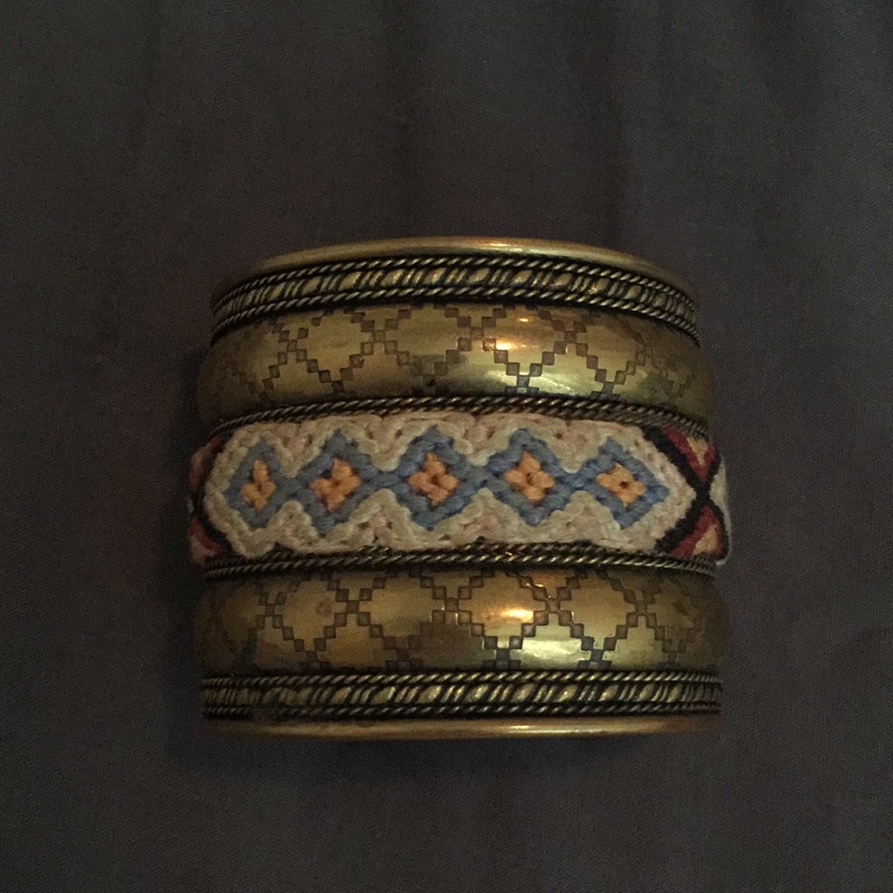 urban outfitters bracelet